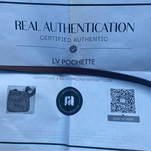 Offers accepted! Vintage auth LV w/COA. bundle with the matching kisslock! - Picture 3 of 7